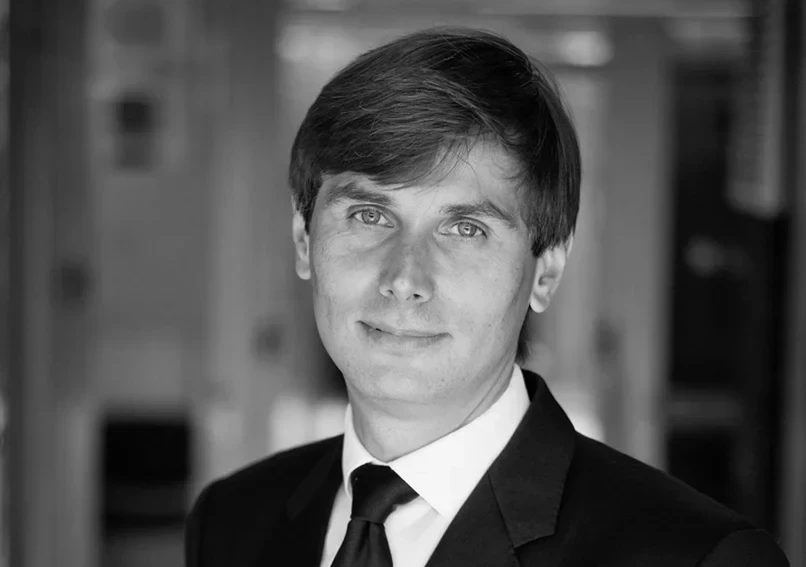 Dominik Olszewski Partner, Managing Director